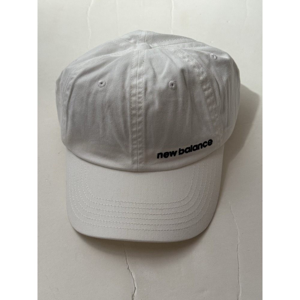 NWOT New Balance Unisex One Size White Baseball Cap